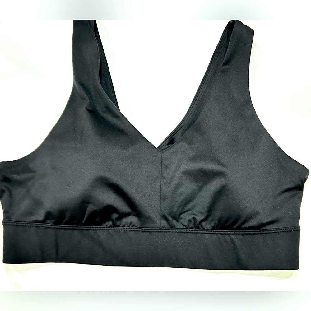 All In Motion Women’s Black Sports Bra Size XL 
Pull On
